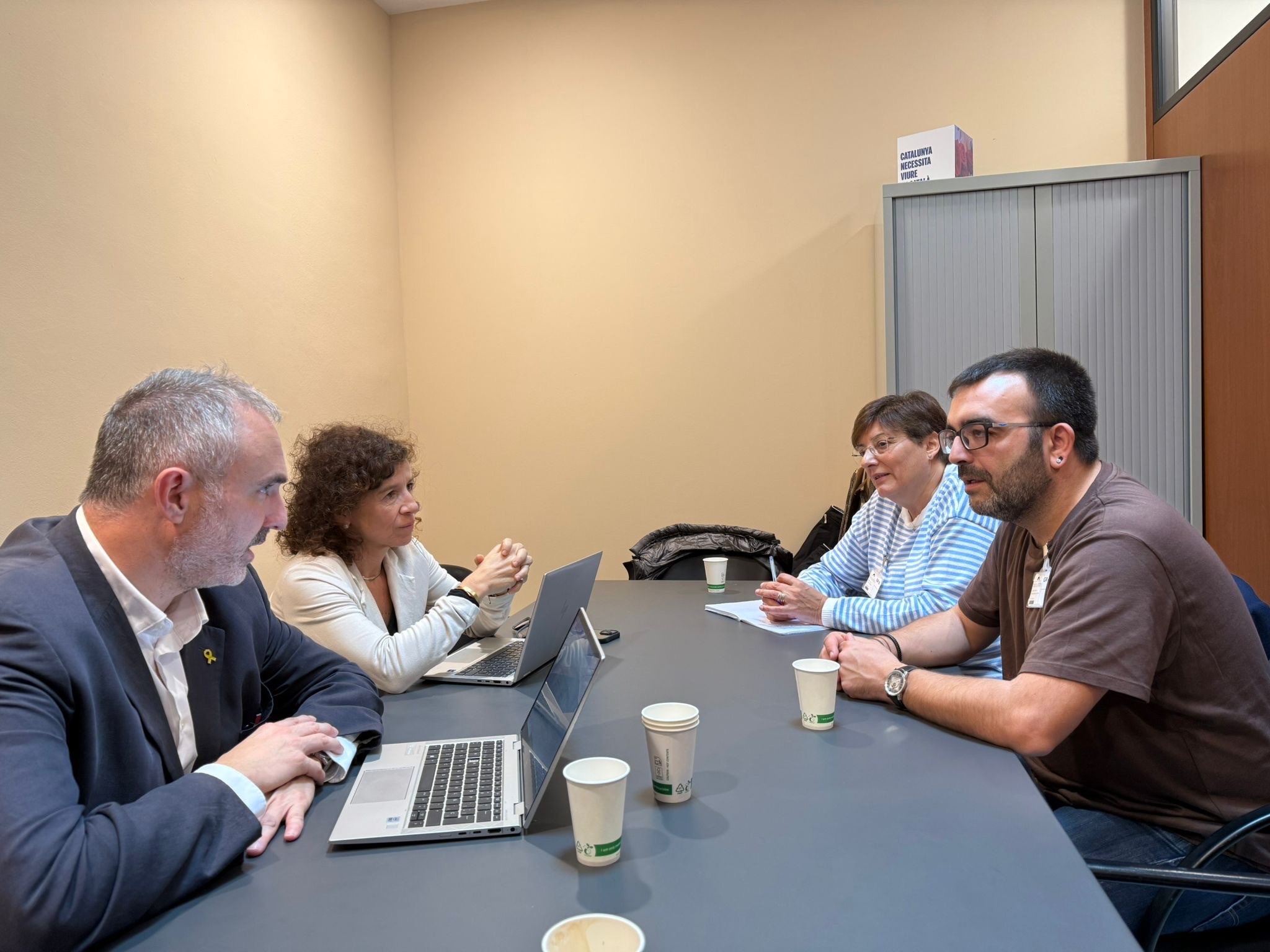 El CCIIC es reuneix amb Junts i demana voluntat política per millorar la situació de les infermeres