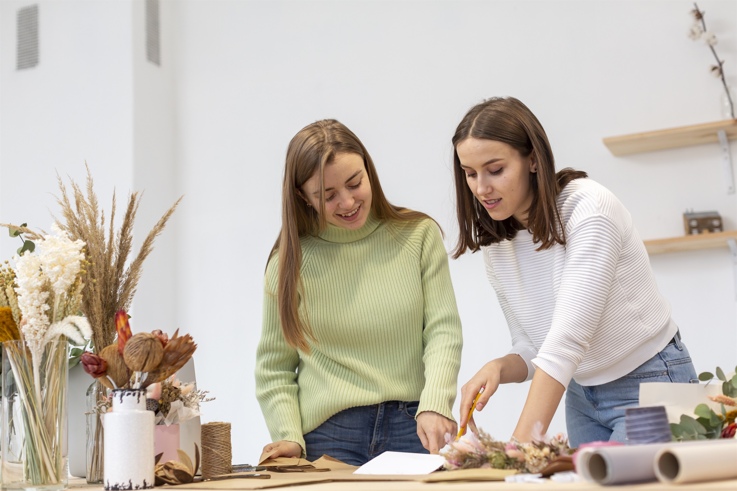 Delegació de l'Anoia. Taller: "Cuidar-nos en xarxa: Taller de creativitats festives"