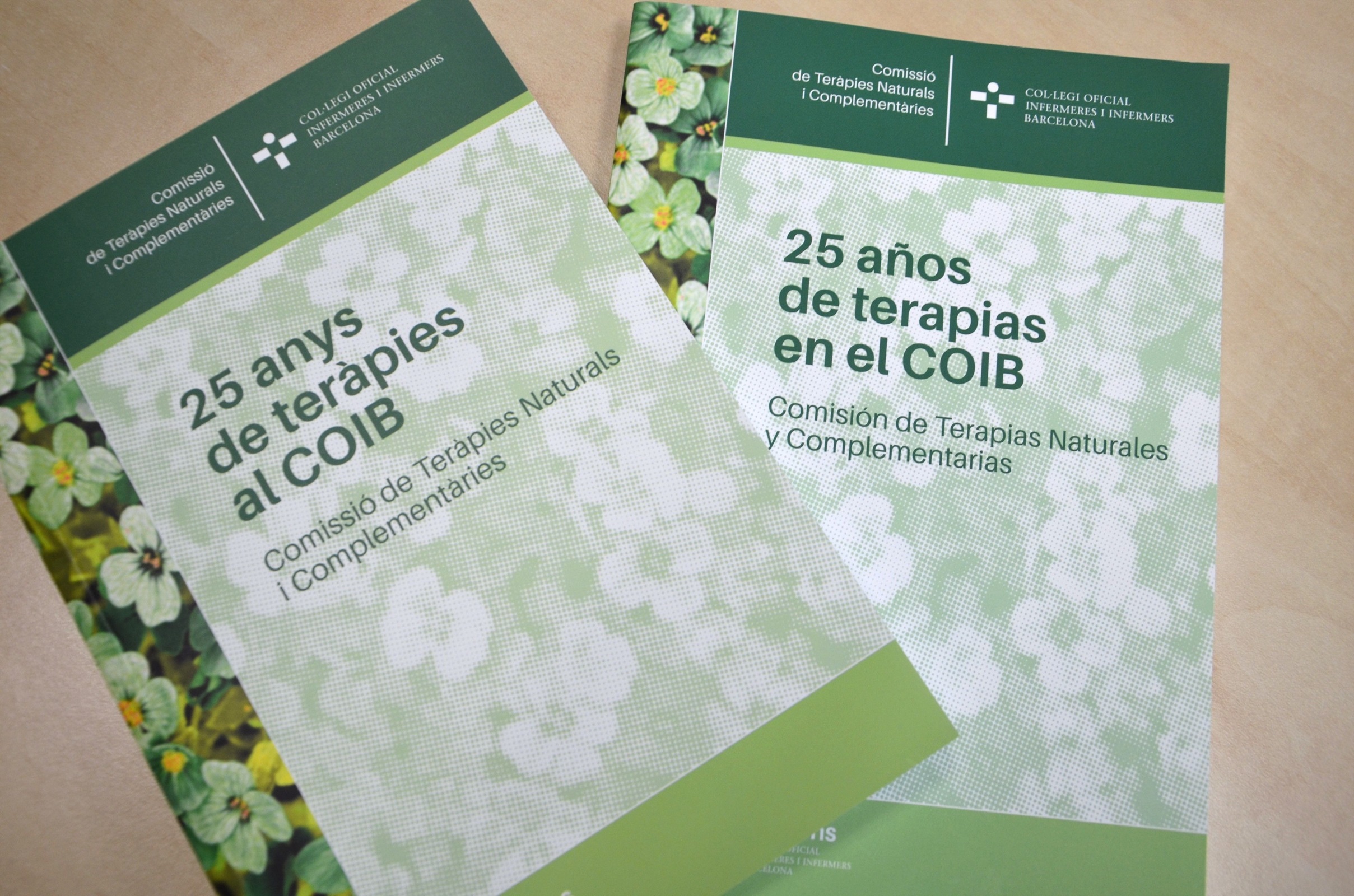 La Comissió de Teràpies Naturals i Complementàries recull els seus 25 anys d’història en un llibre