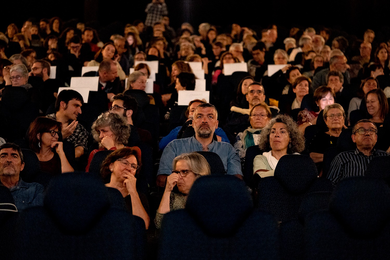 Estrena multitudinària del curtmetratge ‘La dignitat’, patrocinat pel COIB