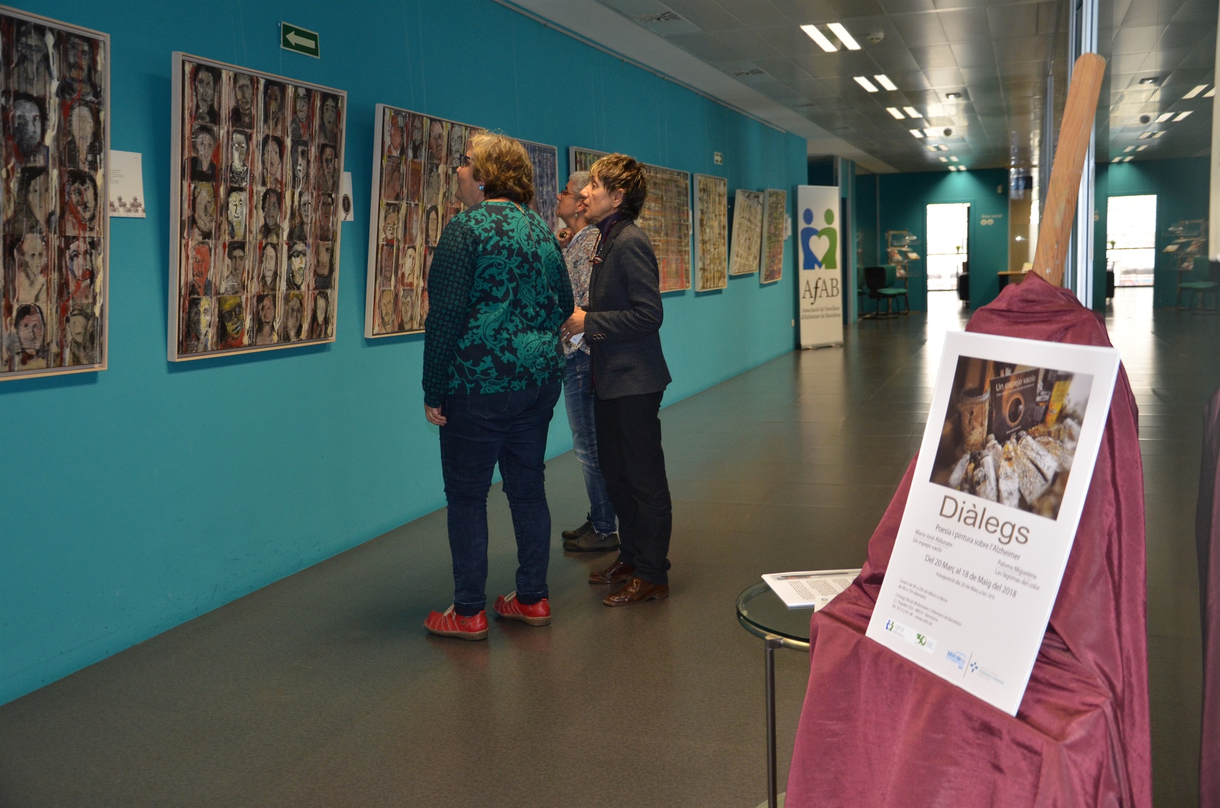 El COIB acull l’exposició de pintura i poesia sobre l’Alzheimer ‘Diàlegs’