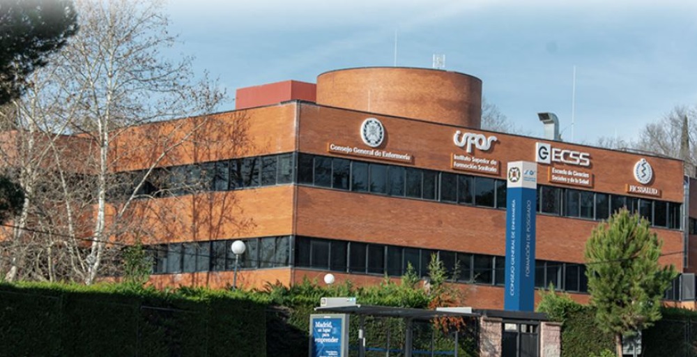 ISFOS ofereix una nova formació d’expert universitari en línia per a infermeres i infermers