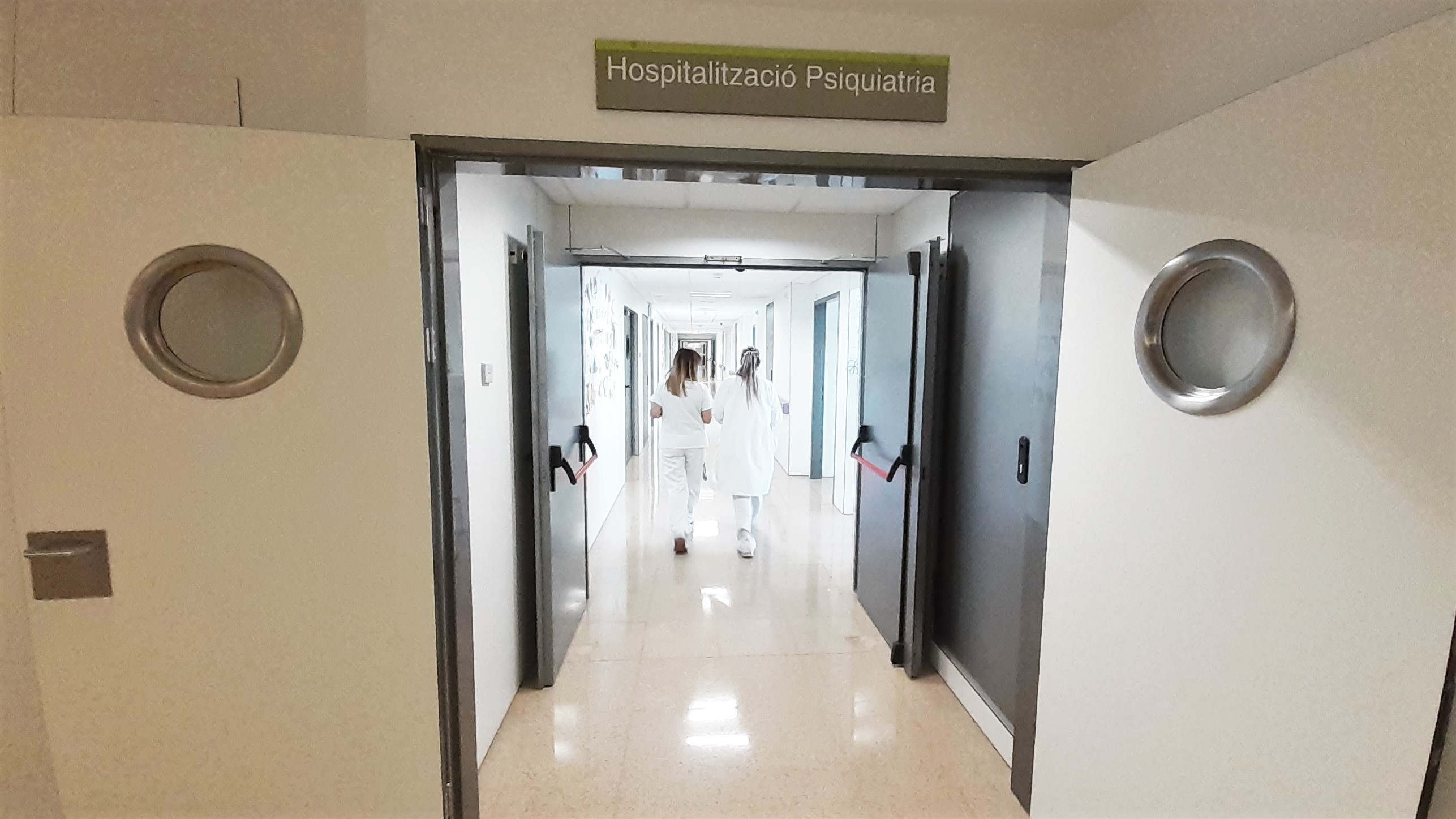 L’Hospital Germans Trias implementa un nou model assistencial d’hospitalització en salut mental de portes obertes