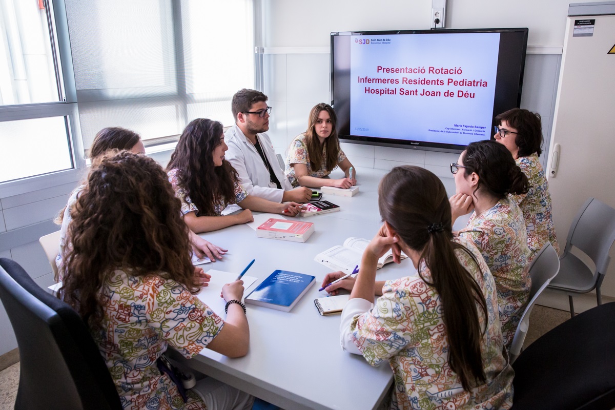 Coneix les Unitats Docents i els seus programes de residència per a les especialitats infermeres per al 2020