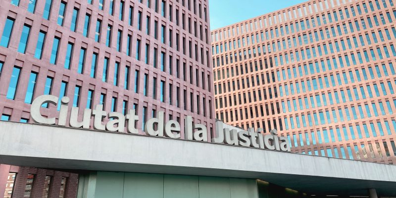 El COIB obté una condemna ferma per intrusisme professional i falsedat documental